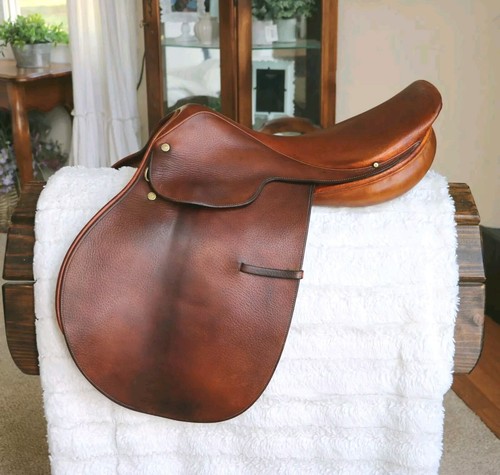 16.5" Crosby George H Morris Hunterdon English Hunter/Jumper CC Saddle