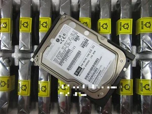 SUN 36 GB-15K 80 pin disco rigido SCSI 390-0200-02 540-6121-01 MAU3036NC - Foto 1 di 1