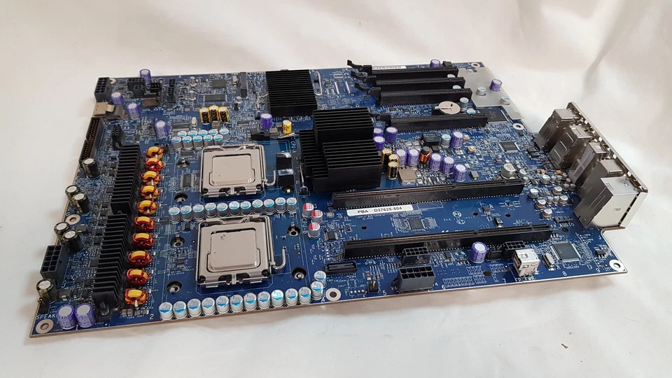 Apple 630-7608 Logicboard Mac Pro A1186 Motherboard with 2x Xeon 5150 - Image 1 of 4