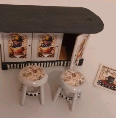 Hand-painted miniature dollhouse furniture Coffee bar with 2 stools - Image 1 of 4