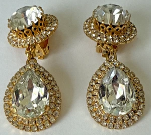 RARE Butler & Wilson RUNWAY STATEMENT Earrings Clip On MASSIVE Clear Rhinestones - Picture 1 of 14