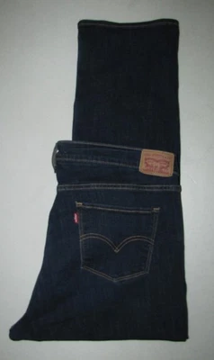 Womens Levi's Classic Straight Stretch Jeans. Size 20W (22) Blue. 29" Inseam - Image 1 of 3