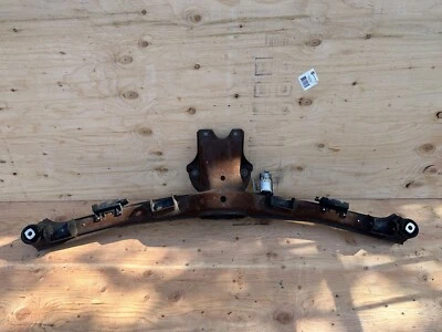 Portaejes subchasis trasero BMW Z3 E30 E36 (318Ti), travesaño trasero Foto 1 de 4