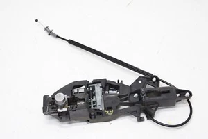 Chevrolet Traverse 2018-2023 soporte de manija de puerta exterior delantero izquierdo OEM - Imagen 1 de 7