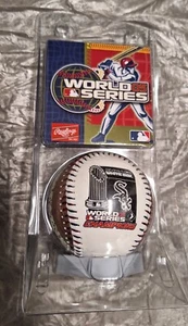 TWO 2005 World Series and AL Champs Chicago White Sox Rawling Baseballs - Picture 1 of 5