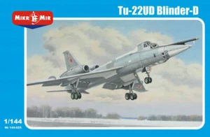 1/144 MikroMir 144-025 Tu-22UD Blinder-D - Picture 1 of 5