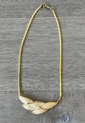 Collar Napier Vintage Tono Dorado y Oro Crema Remolino Esmalte Hojas Diseñador Foto 1 de 4