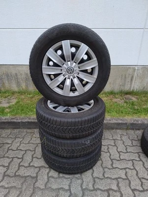 4x Winterkompletträder VW Tiguan II auf Original 17 Zoll VW Stahlfelgen - Bild 1 von 4