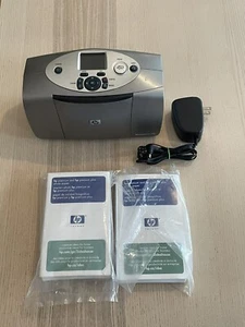 HP Photosmart 230 Color Inkjet Portable Photo Printer Q3000 W/ Two Film Packs - Picture 1 of 12