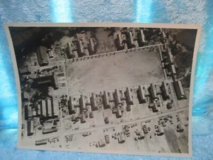 Foto campo aereo epoca seconda guerra mondiale - Foto 1 di 1