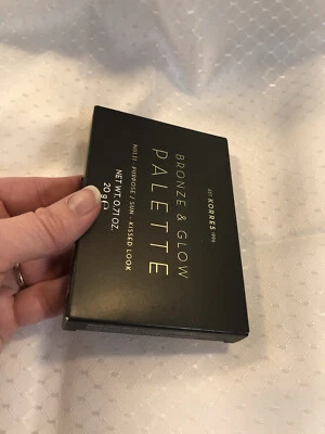 Paleta KORRES Bronce y Brillo ~ Multiusos / Sol - Aspecto Besado, CANDY GLOW Foto 1 de 4