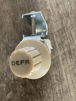 Defroster Control Switch - Image 1 of 3