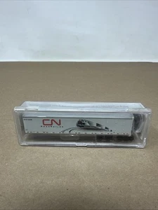 Deluxe Innovations 290601 N Scale CN RoadRailer Trailer - Picture 1 of 4