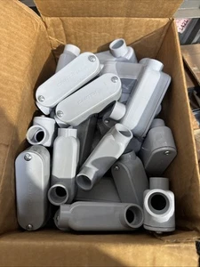 Lot of 25 Cantex 5133663 Non-Mettalic PVC Type LB Conduit Outlet Body 1/2" NEW - Picture 1 of 9