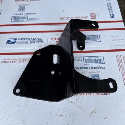Mercruiser alternator bracket 862055 - Image 1 of 4