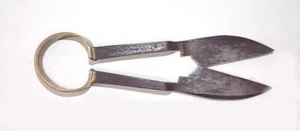 PAIR ANTIQUE SIGNED LINGARD IRON & BRASS SHEARS - MINI SHEEP SHEARS TYPE -FINE - Picture 1 of 4