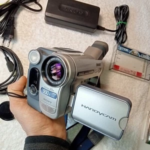 Sony DCR-TRV265e 20x, Digital8,Digital Camcorder-PAL, cassette,charging,battery - Picture 1 of 14