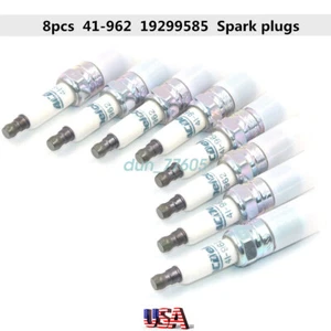 8x OEM Genuine GMC Platinum Spark Plugs 41-962 Sierra Chevy Silverado 19299585 - Picture 1 of 4