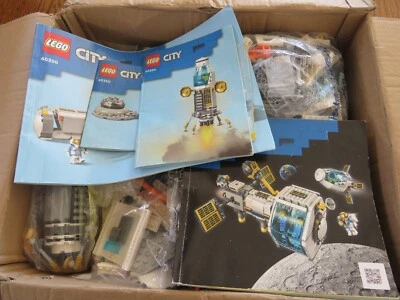 LEGO 60350 et 60349 City station et base spatiale - Photo 1/3