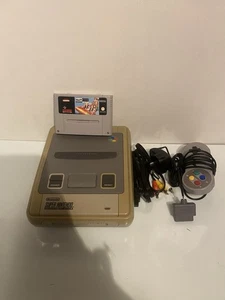 Super Nintendo SNES Games Console With 2 x Controllers and games - Picture 1 of 7