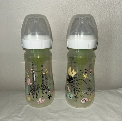 Biberón Dr. Brown's Sea Theme Whale & Octopus 9 OZ Foto 1 de 4