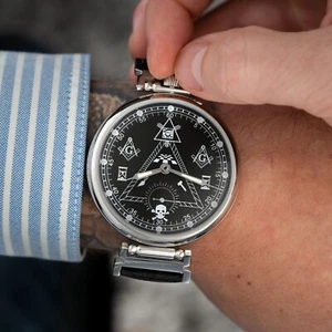 Reloj Hombre Molnija Masónico Vintage Años 80 - Raro Coleccionable Soviético - Imagen 1 de 4