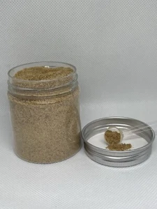 Oscar Max Protein Powder For Baby Shrimp And Baby Fish (55% Protein Fish Food) - Picture 1 of 3