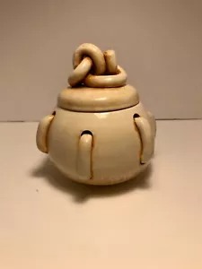 RARE Vintage Erin Eleniak Studio Art Pottery Ceramic Garlic Keeper / Canister - Picture 1 of 8