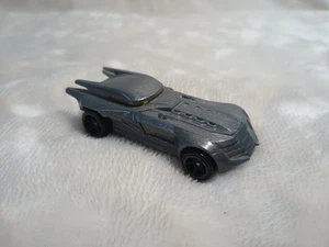 Hot Wheels Mattel Batmobile grigia DC Comics 2018 Malesia spedizione veloce - Foto 1 di 5