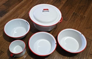 Vintage Emaillegeschirr weiß mit rotem Rand 6 tlg Camping/Küche 1 Topf 3 Schüsseln 1 Tasse - Bild 1 von 11