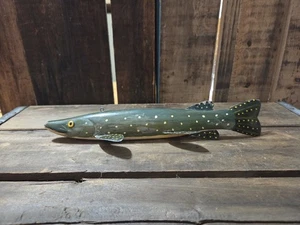 VINTAGE NEWBERRY, MICHIGAN ERNIE PETERSON ICE FISHING SPEARING DECOY 1 - Picture 1 of 6