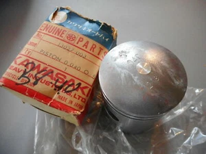 NOS Kawasaki B8 B8T 1965-1966 OEM .40 O/S Piston 13027-003 - Picture 1 of 1