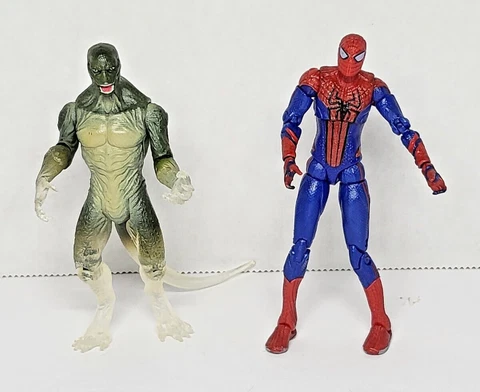 The Amazing Spider-Man Ultra Poseable 3.75” Figure & Invisi-skin Lizardman 2012 Cover