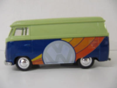 Signature Series 1: 36 比例大众 Van  — 第 1/4 张图片