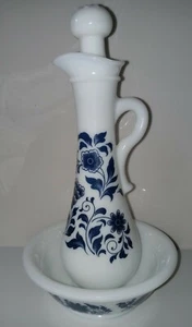 Avon Bath Oil Decanter White and Blue Delft and Small Dish Vintage  - Picture 1 of 9