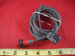 Square D 9006 PKD121 Ser A Sensore di Prossimità 9006PKD121 24-240vac 2 Fili Nuovo Nnb - Foto 1 di 3