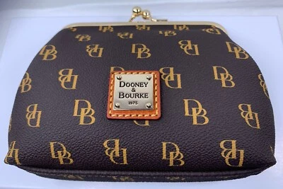 Cartera Dooney & Bourke Gretta Grande Enmarcada Marrón Color Tmoro Foto 1 de 4