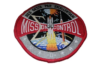 Parche Mission Control aprox 10x10,5 cm + cuaderno especial + sello de inicio - Imagen 1 de 3