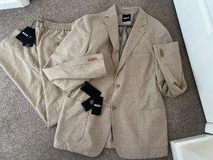 NEW HUGO BOSS £679 2 Piece Lightweight Sand Performance Suit Chest 46” W40”R - Picture 1 of 19