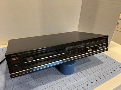 Reproductor de CD Fisher Studio estándar AD-923R 1987 impecable vintage hecho en Japón Foto 1 de 4