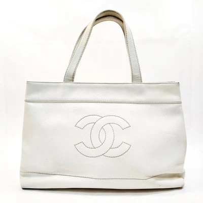 NO TARIFF Chanel Tote Bag White Leather 4490791 - Image 1 of 4