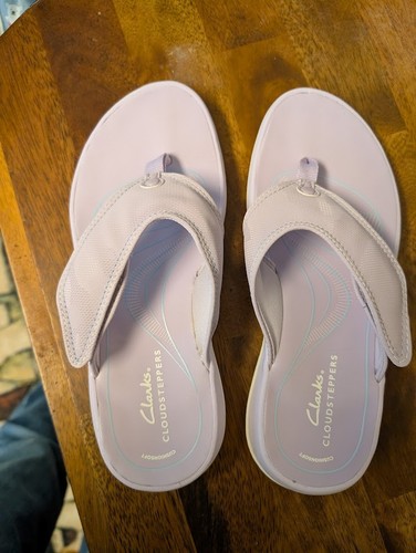 Clarks Perizoma Donna Cloudsteppers Anatomico Sportivo Glide Post Lilla Taglia 7 M Nuovo