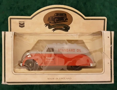 Lledo #15 Diecast Streamline Tank Truck - Made in England - NIB - Image 1 of 4