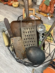 Rustic Primitive Kitchen Tool Lot – Farmhouse Décor Basket – - Picture 1 of 8
