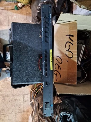 RCF PD1066 Paging Unit - commutazione selettiva voce/musica + RD 2008  - Immagine 1 di 4