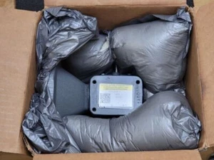 Boston Gear Speed Reducer, Gear Box F710-30-B5-G, 30:1 Ratio, 56C input - Picture 1 of 9