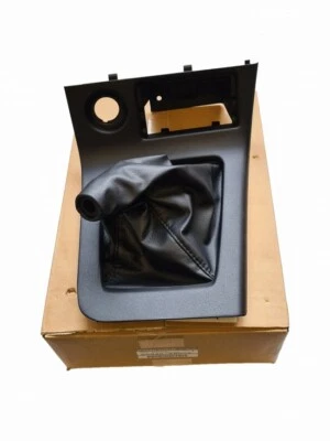 Genuine Nissan Manual Gear Stick Surround For Skyline R33 GTST 9693526U05 - Image 1 of 3