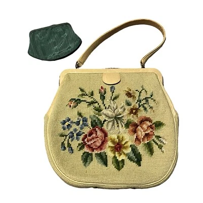 Conjunto de monedero de colección Needlepoint Petit Point con correa de cuero con bisagras floral Foto 1 de 4