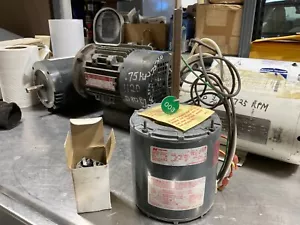 Universal Electric Motor 1 Phase 1075 RPM 460V 1/2 HP #790 USED - Picture 1 of 3