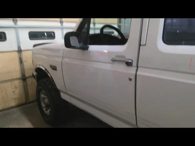 Bisagra del capó derecho del pasajero de 8501 PBV para camioneta Ford F250 80-97 1999154 Foto 1 de 4